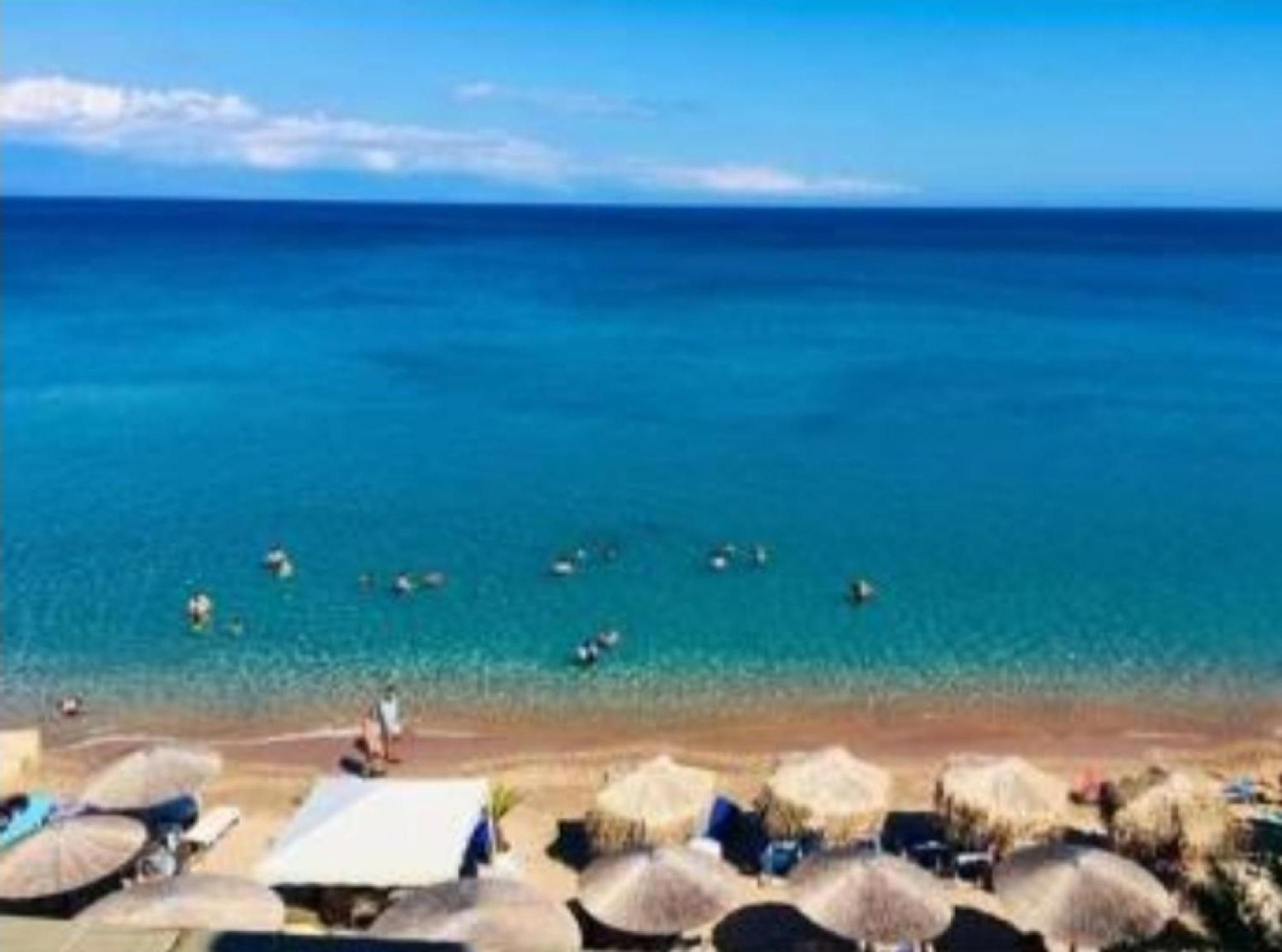 Panorama Beach Chrani Buitenkant foto