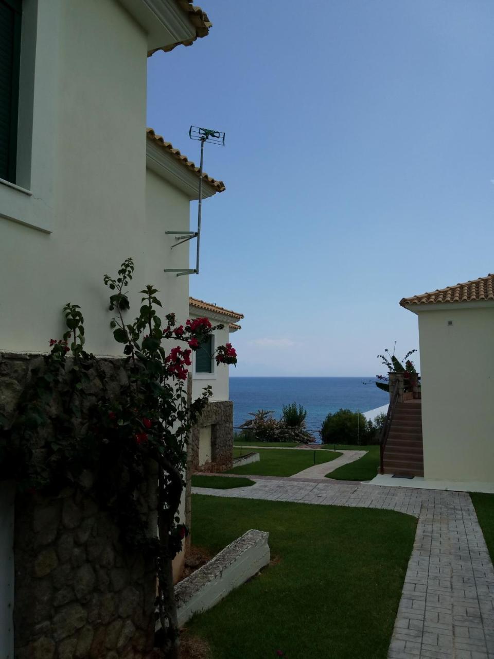 Panorama Beach Chrani Buitenkant foto