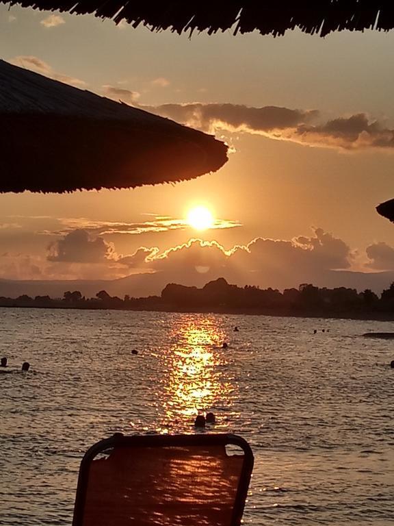 Panorama Beach Chrani Buitenkant foto